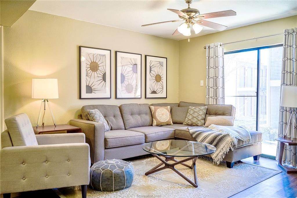 904 University Oaks Boulevard - Photo 1