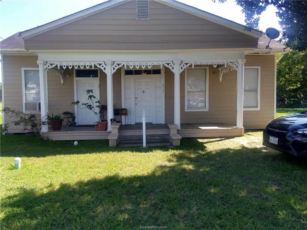 602 West Washington Avenue - Photo 1
