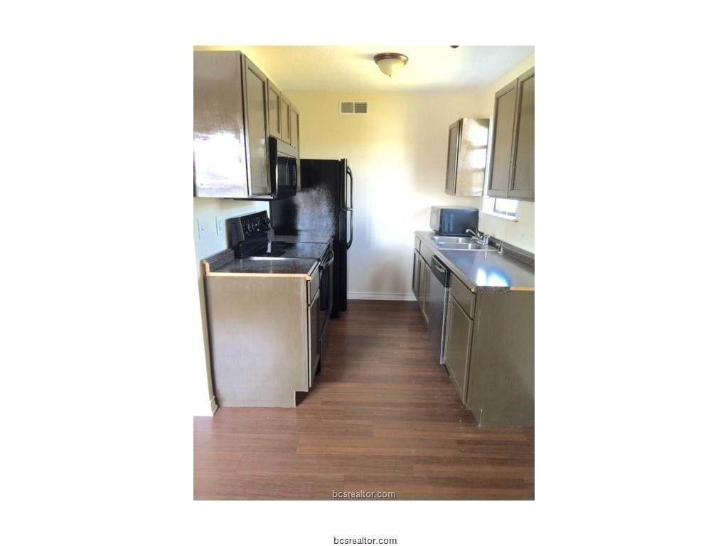 4400 Boyett - Photo 1