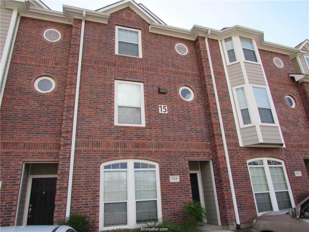 305 Holleman Drive - Photo 1
