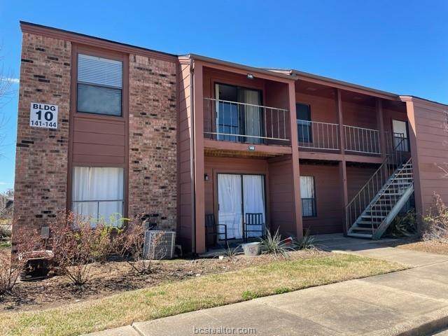 904 University Oaks Boulevard - Photo 1