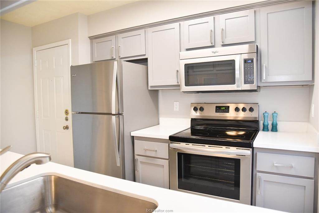 2519 Cypress Drive - Photo 1