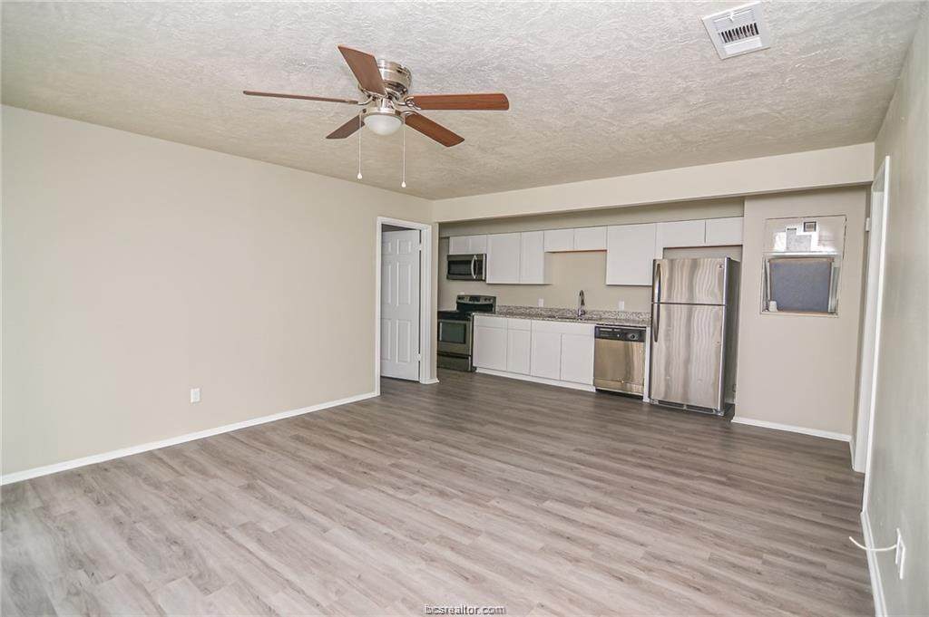 1018 Autumn Circle - Photo 1