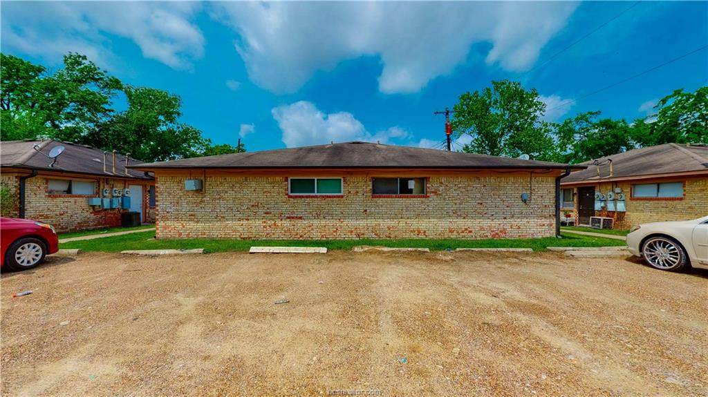 206 Lynn Drive - Photo 1