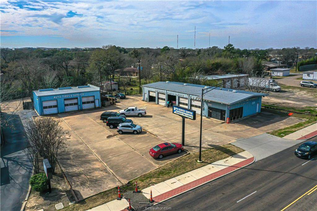 3818 S. College Ave - Photo 1