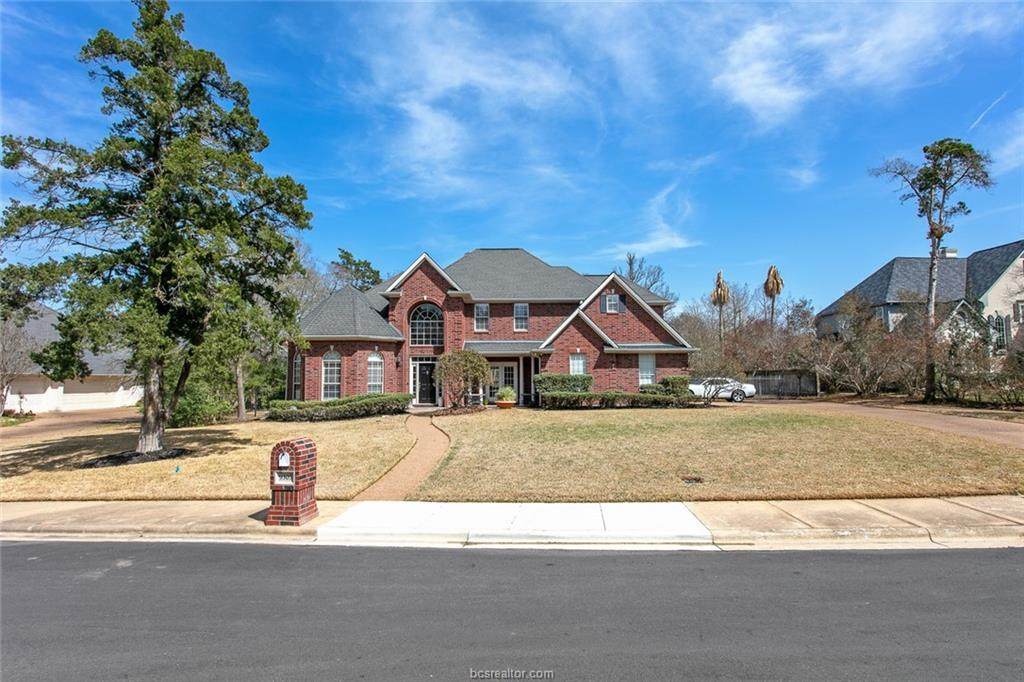 9303 Lake Forest Court - Photo 1