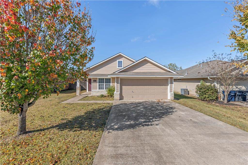 908 Crested Point Drive - Photo 1
