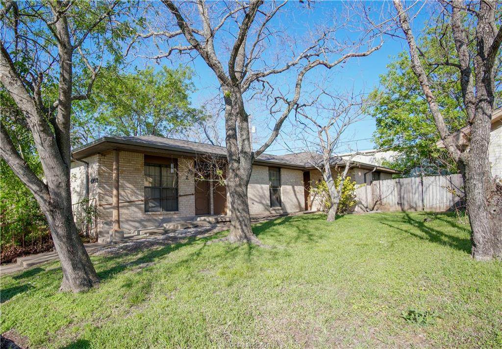 1903 Pine Tree Drive - Photo 1