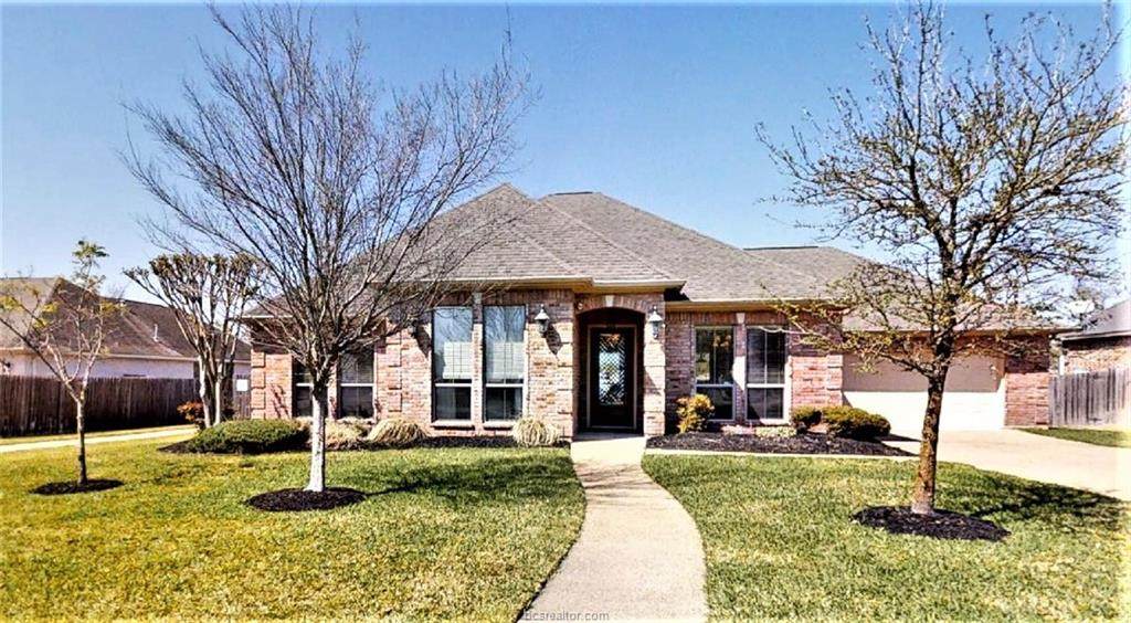 2145 Rockcliffe - Photo 1
