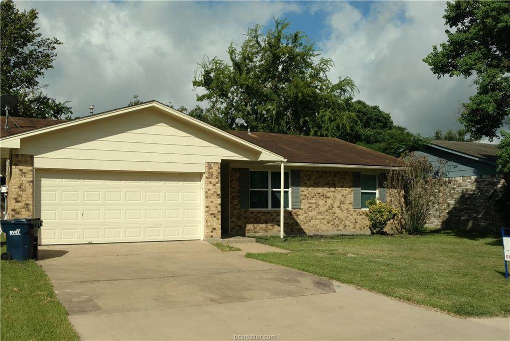 1802 Langford Street - Photo 1
