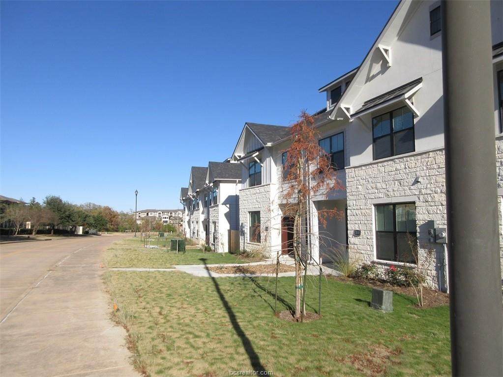 2128 Crescent Pointe Parkway - Photo 1