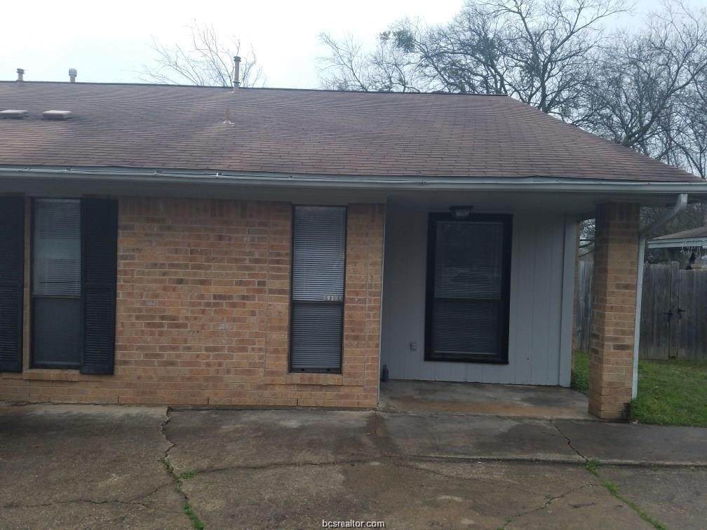 1631 Prairie Drive - Photo 1