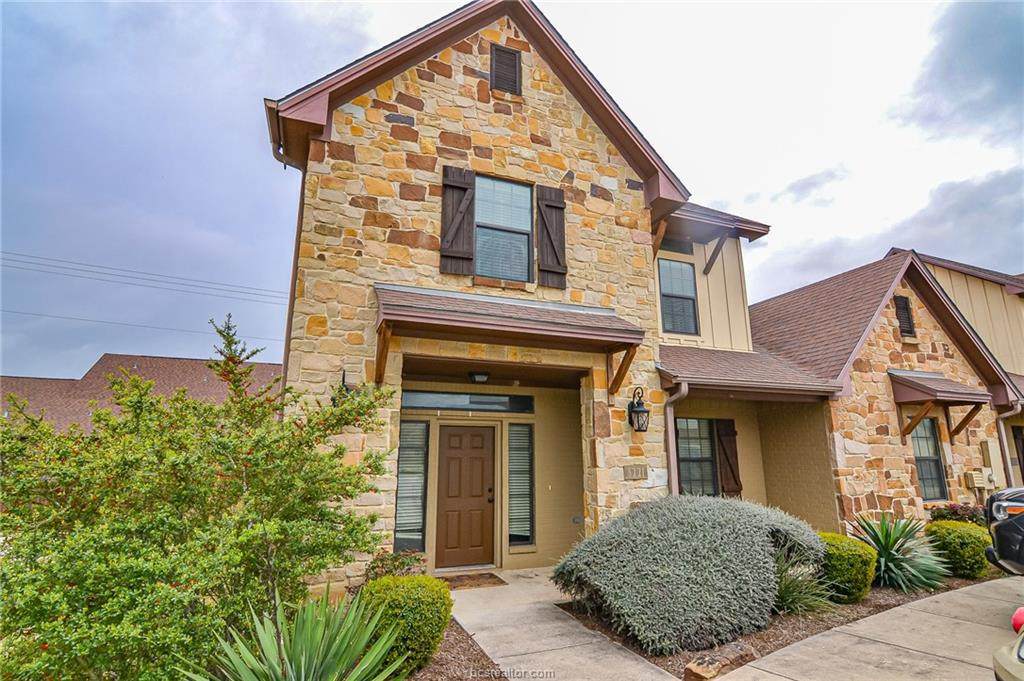 3221 Sergeant Drive - Photo 1