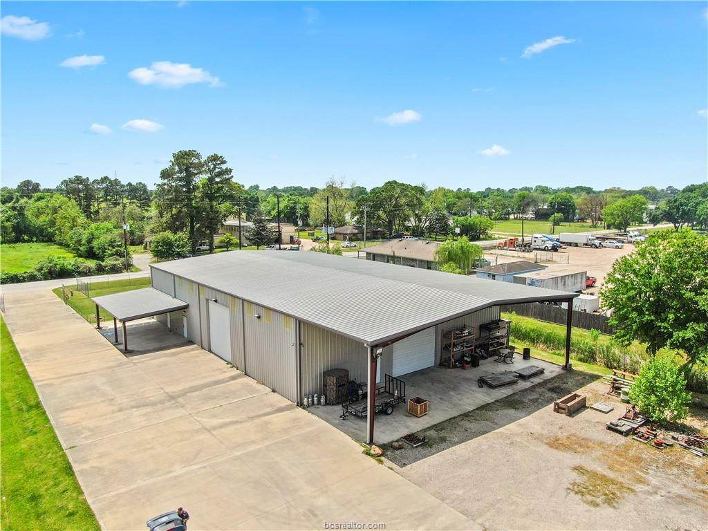 8904 Taub Road - Photo 1
