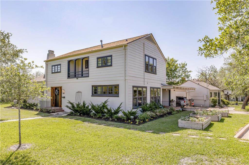 301 Hensel - Photo 1