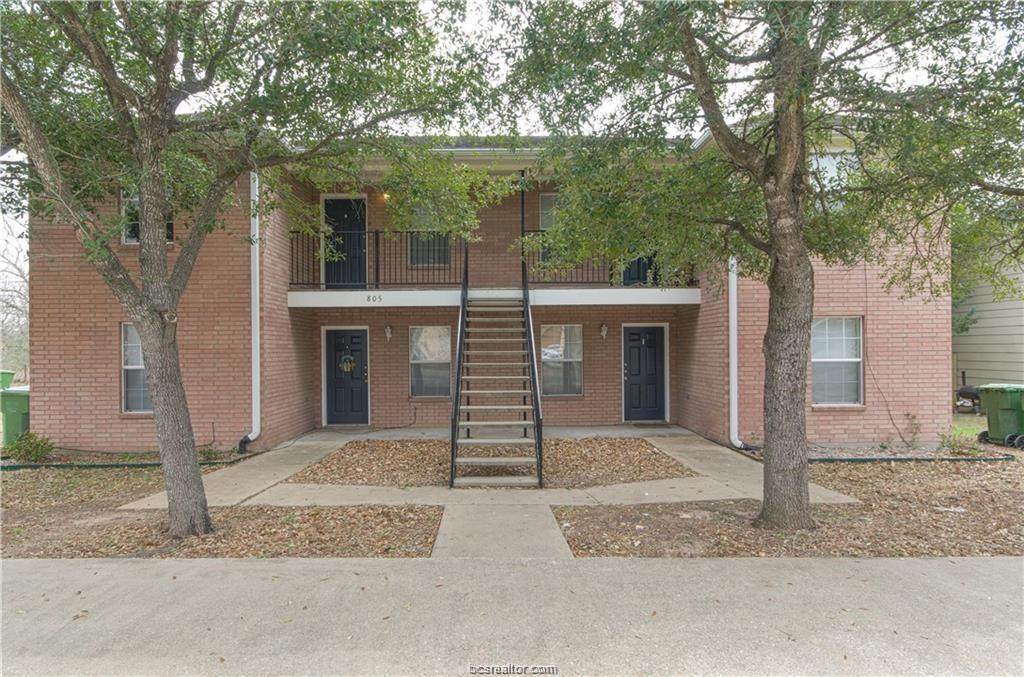 805 Yegua Street - Photo 1