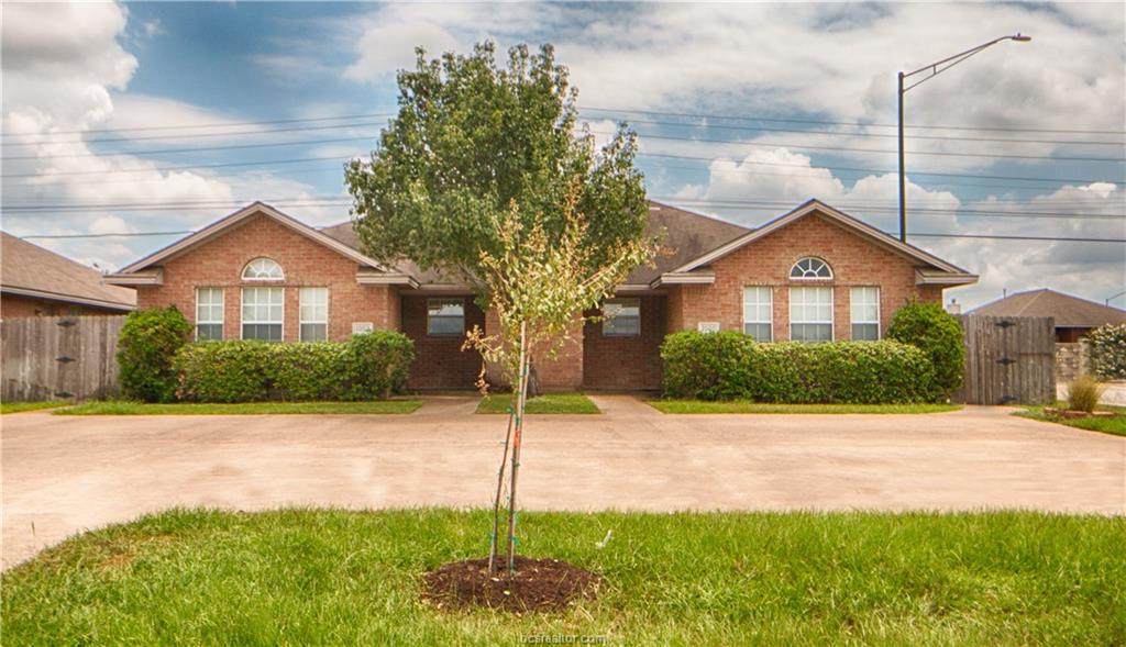 1000 Sun Meadow Court - Photo 1