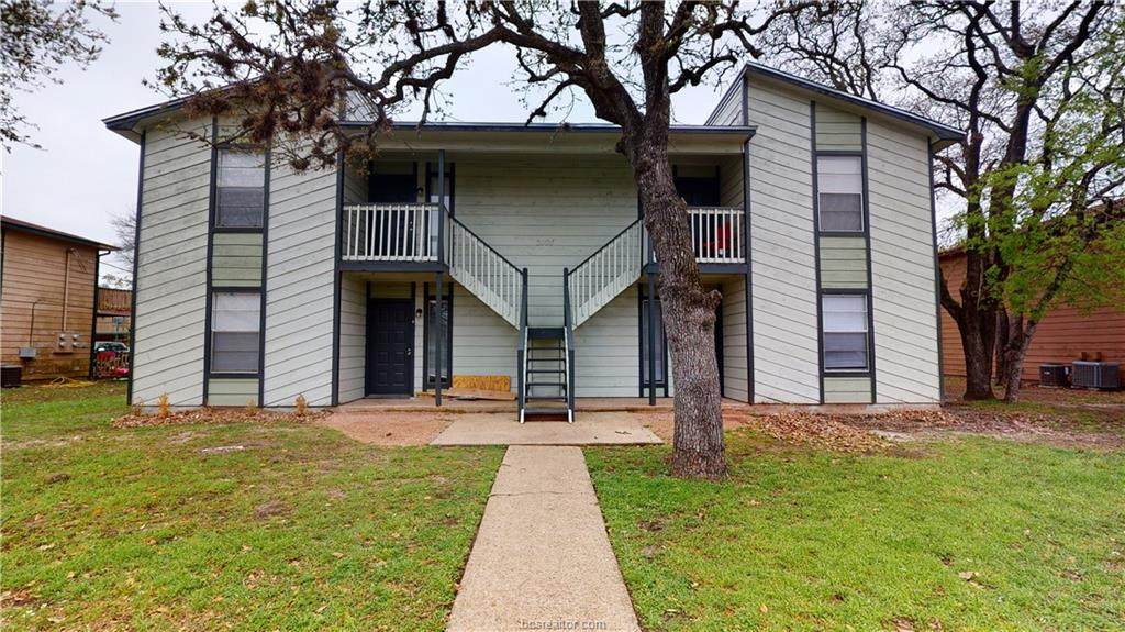2404 Bosque - Photo 1