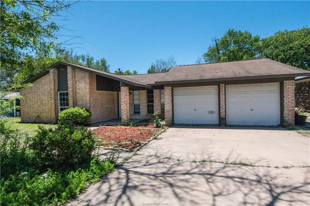 403 Alamo Drive - Photo 1
