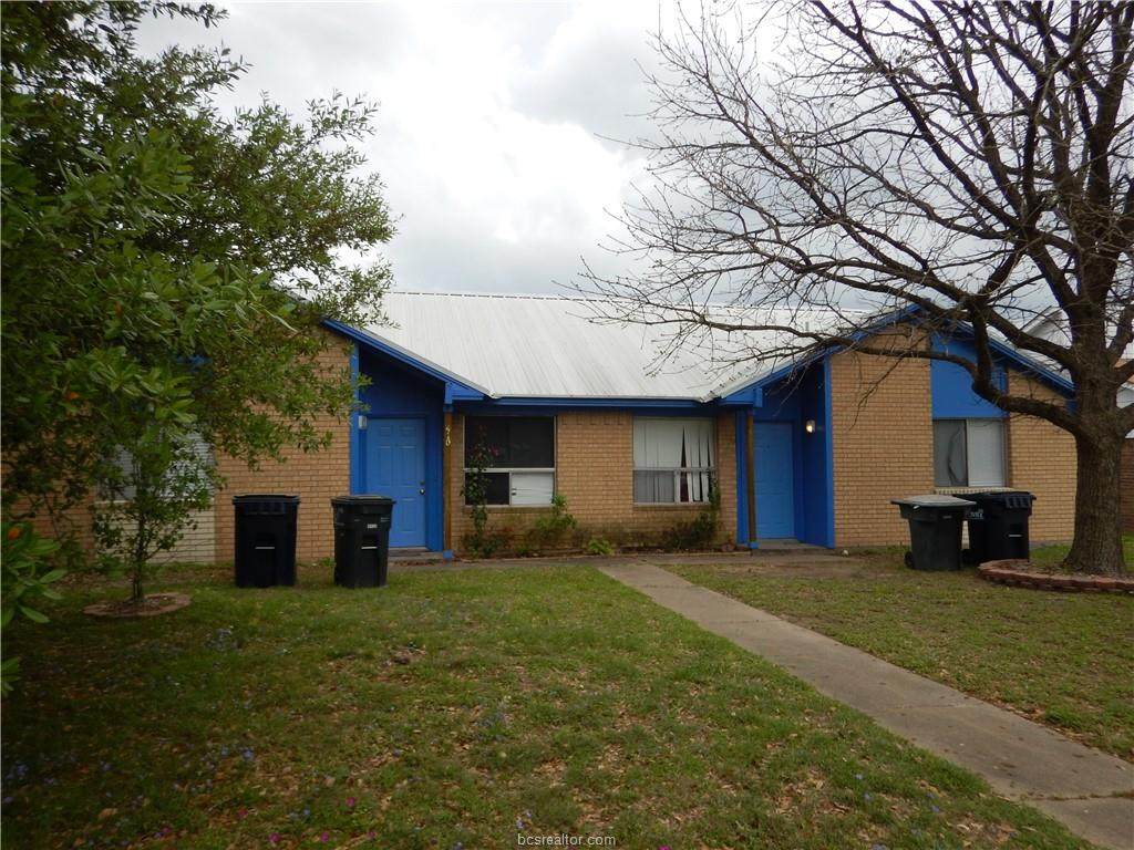 410 University Oaks - Photo 1