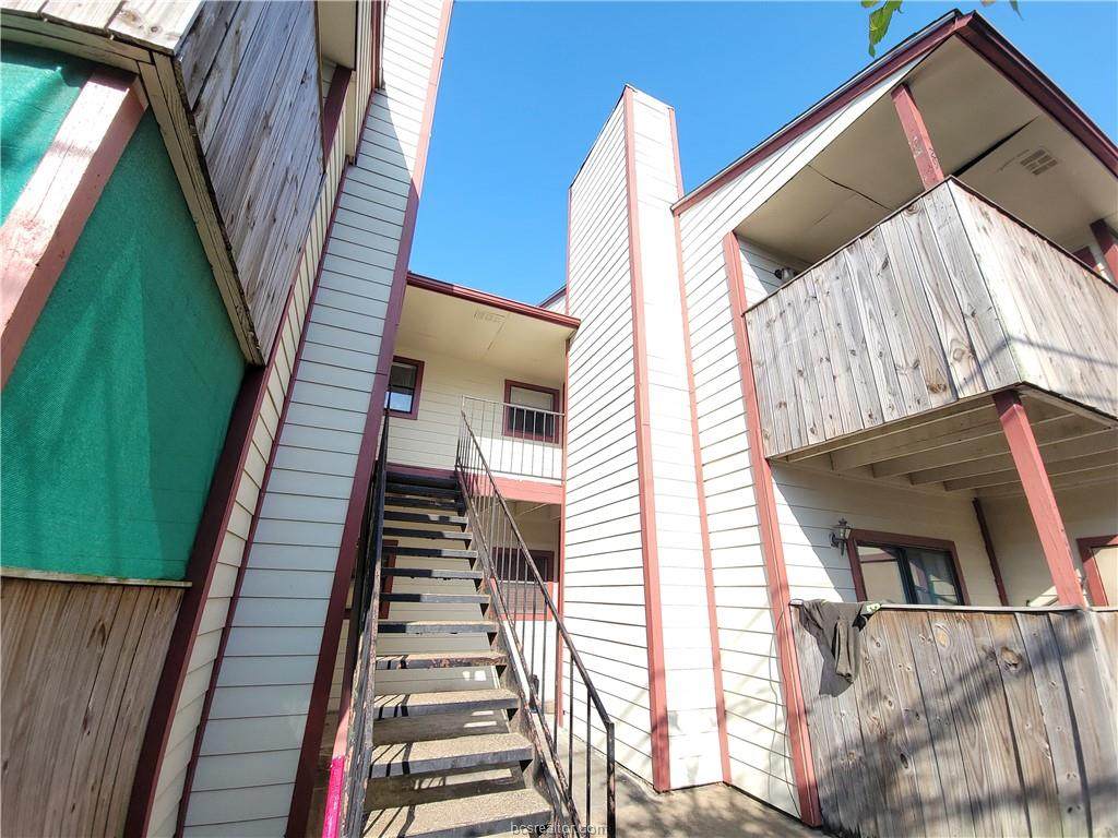 1107 Verde Drive - Photo 1