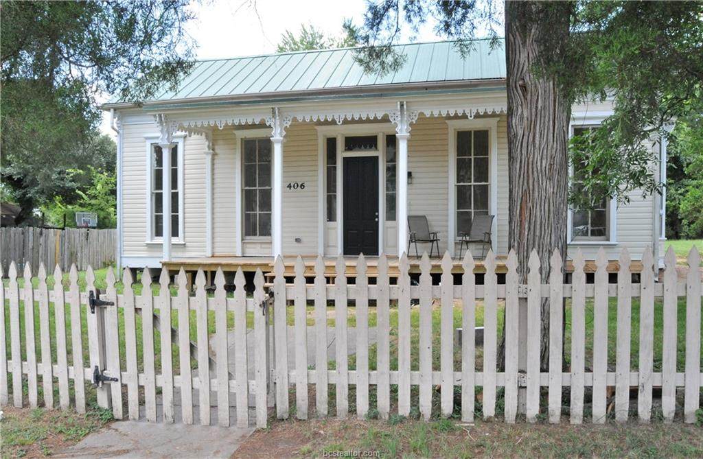 406 28th Street - Photo 1