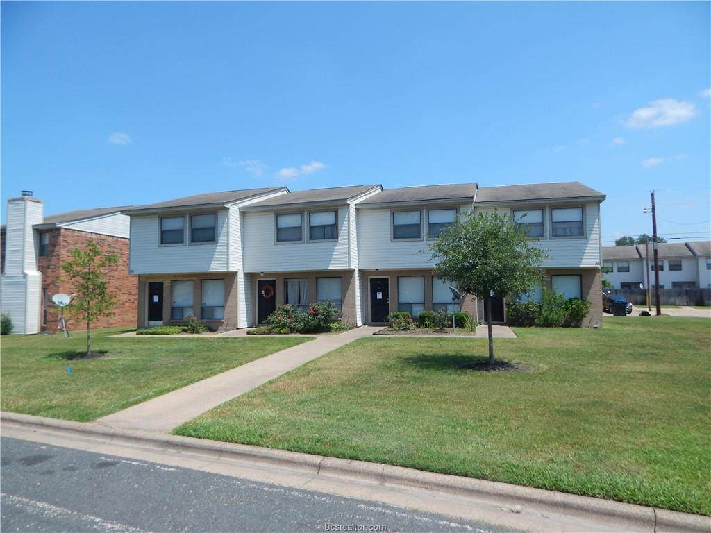800 San Pedro Drive - Photo 1