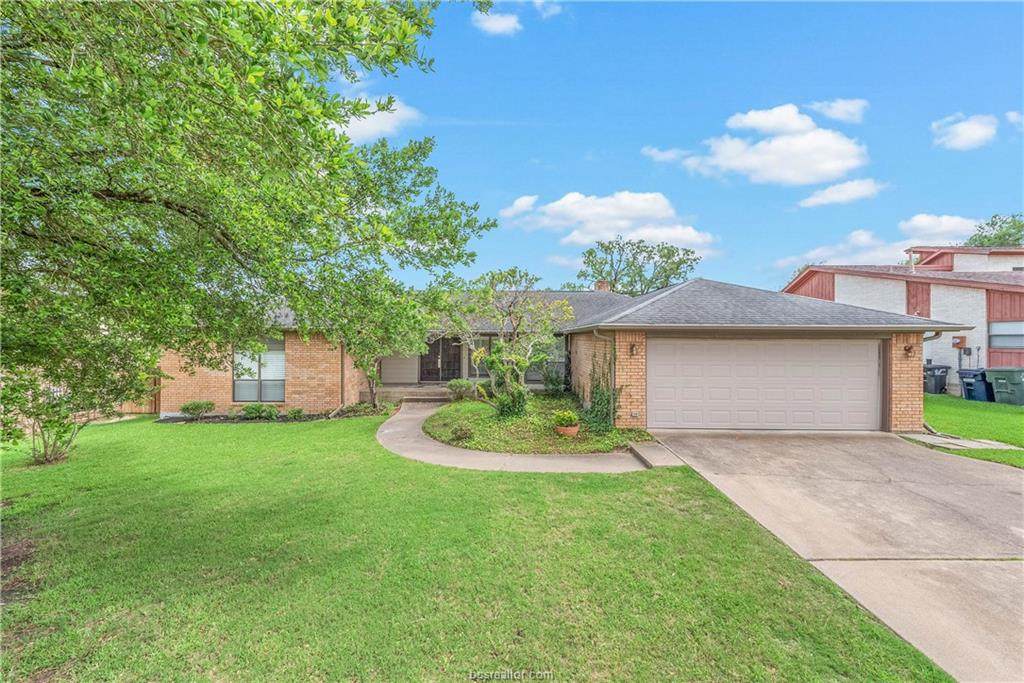 1706 Briar Rose Court - Photo 1