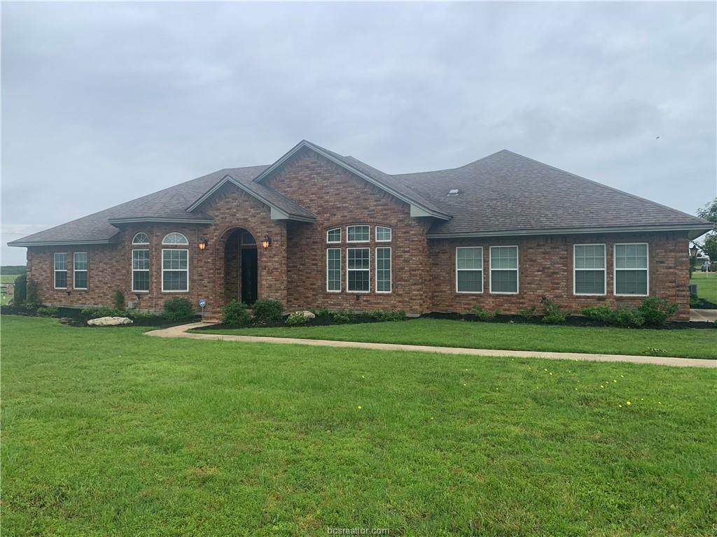135 Apache Drive - Photo 1
