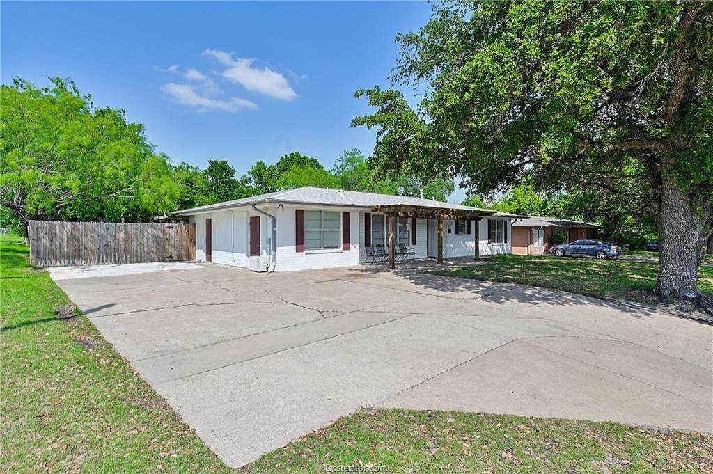 101 Anderson Street - Photo 1