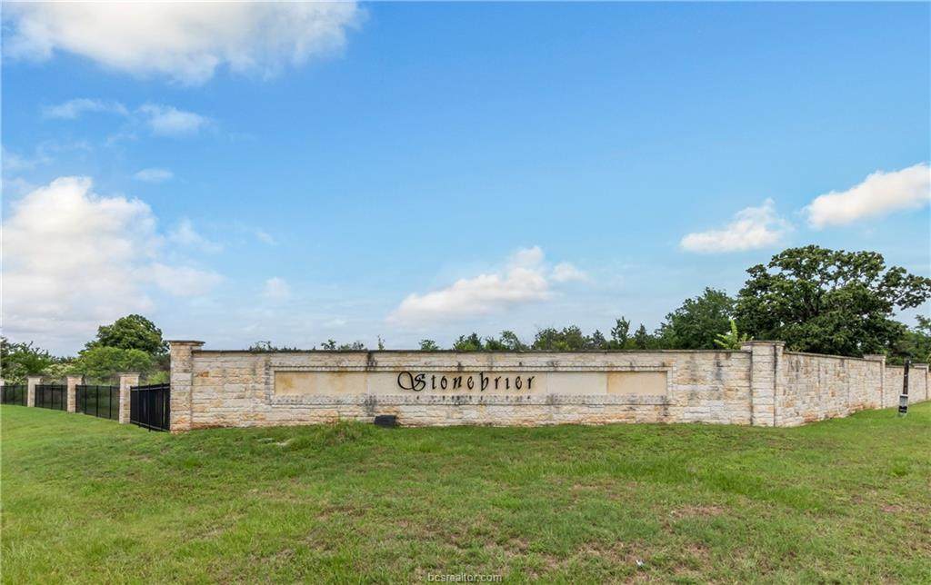 4648 Stonecrest Court - Photo 1