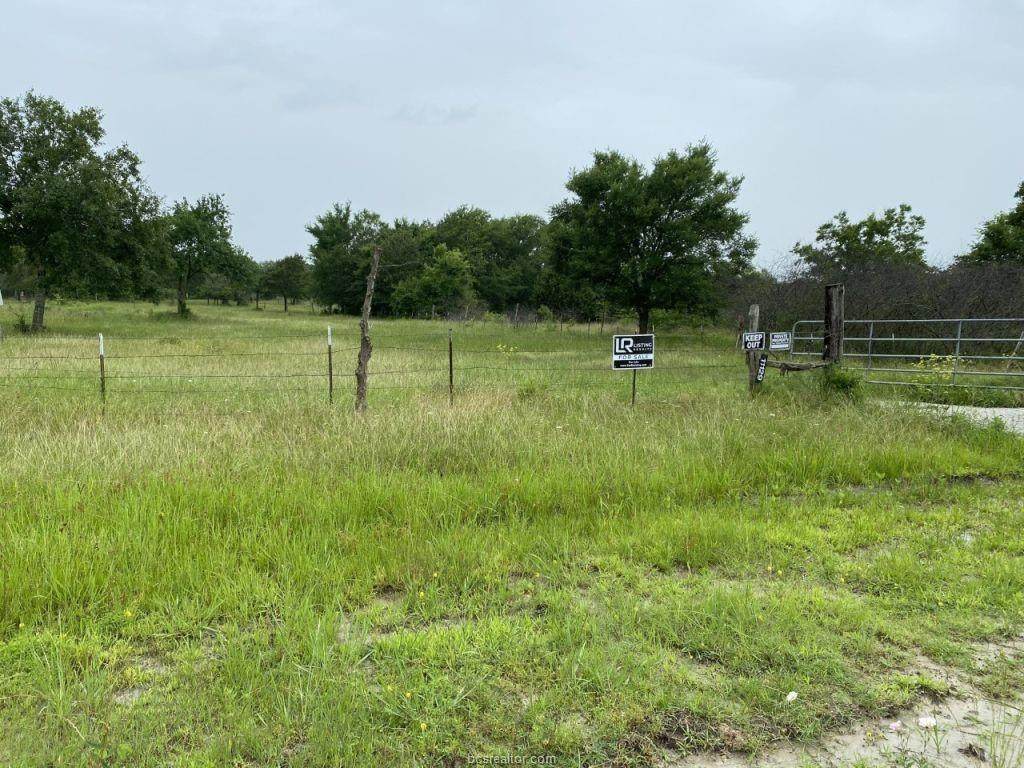 11129 Independence Drive - Photo 1