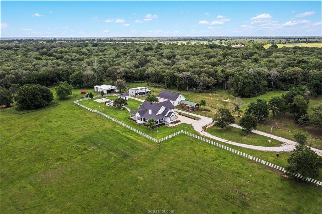 6220 County Road 309 - Photo 1