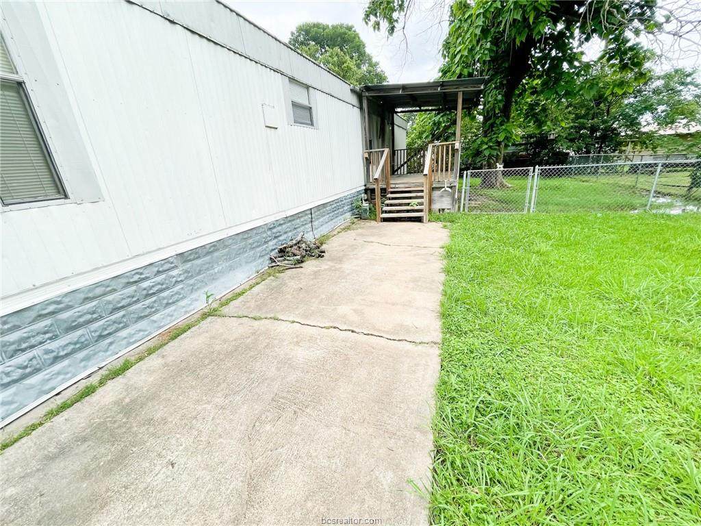 806 N. O'neal - Photo 1