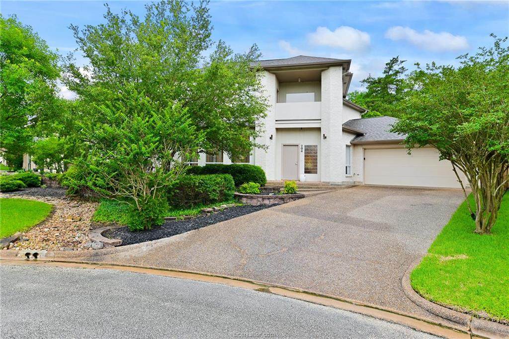 204 Fireside Circle - Photo 1