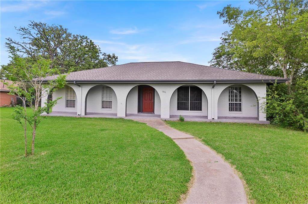 1031 Rose Circle - Photo 1