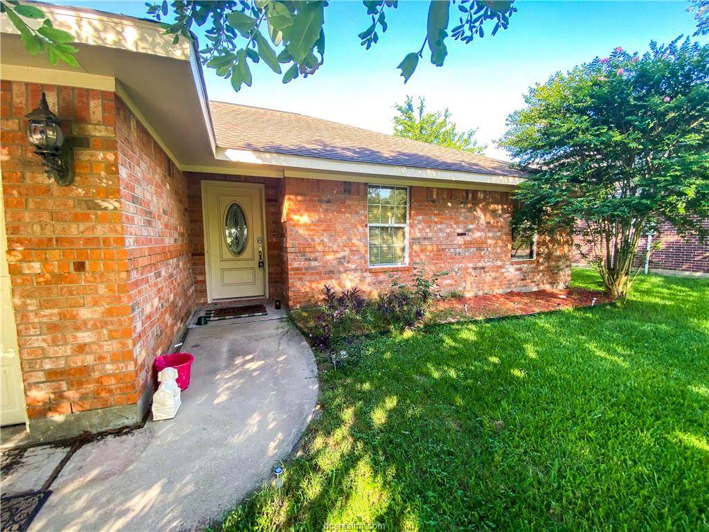 102 Lonesome Dove Drive - Photo 1