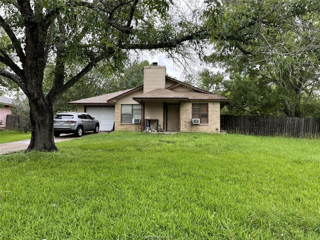 2120 La Brisa Drive - Photo 1