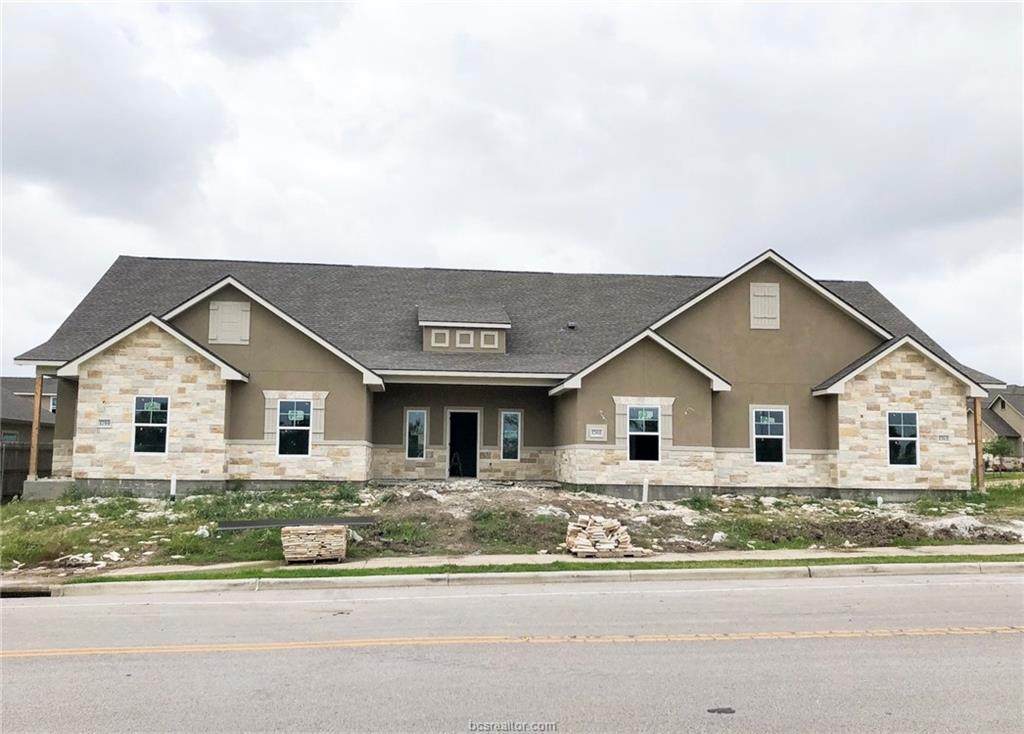 1761 Summit Crossing Lane - Photo 1
