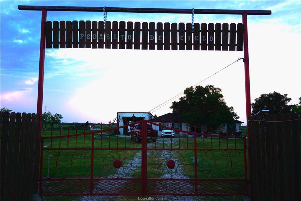 8459 Fm 974 - Photo 1