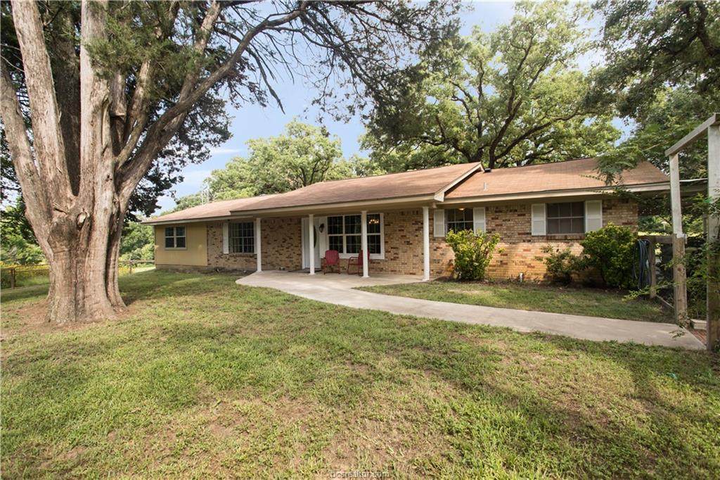16947 Highway 21 - Photo 1