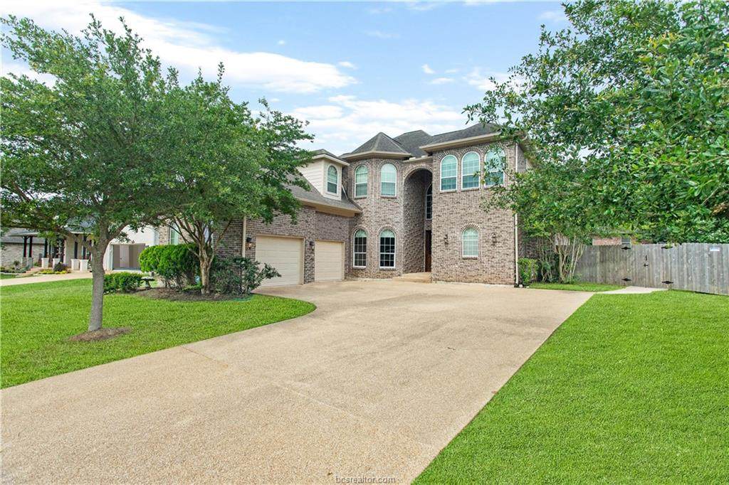 2165 Rockcliffe Loop - Photo 1