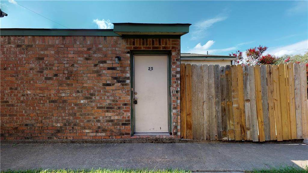 725 Peppertree Drive - Photo 1