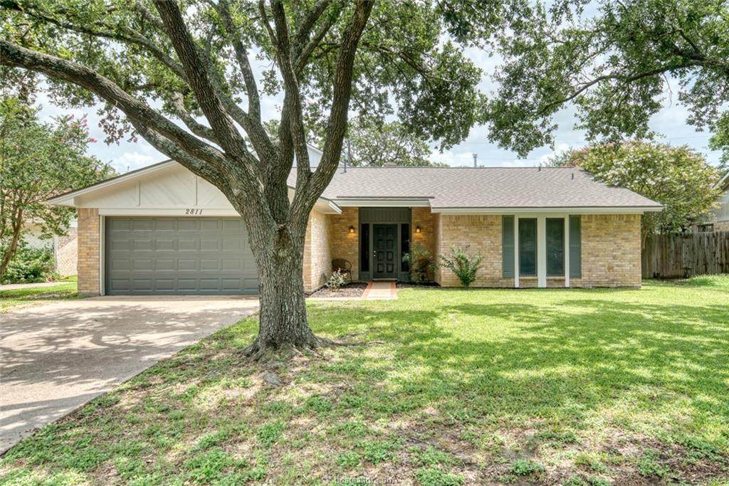 2811 Normand Drive - Photo 1