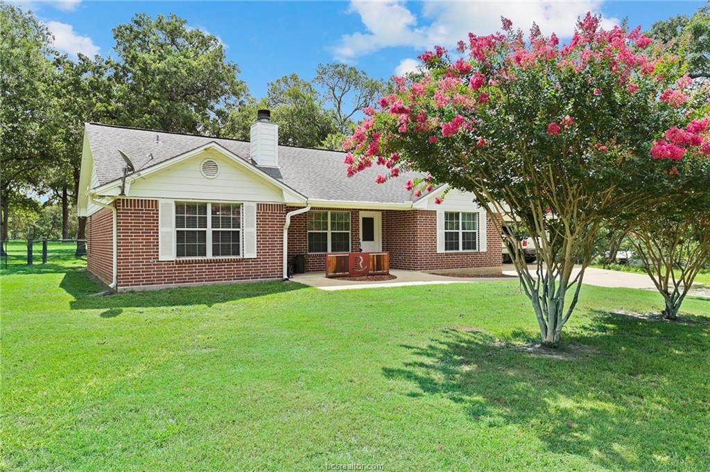 5785 Scottys Lane - Photo 1
