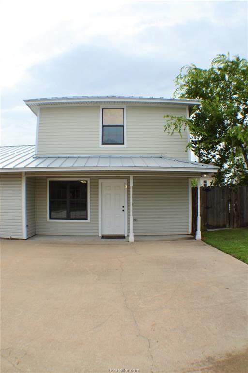 405 Live Oak Street - Photo 1