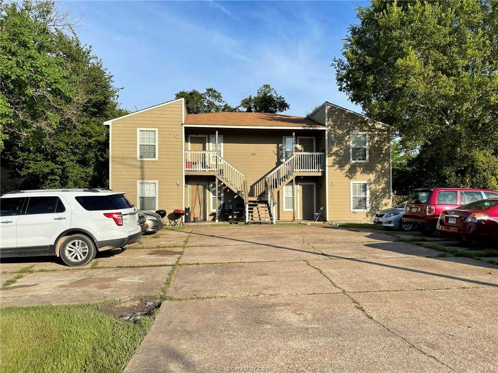 310 Manuel Drive - Photo 1