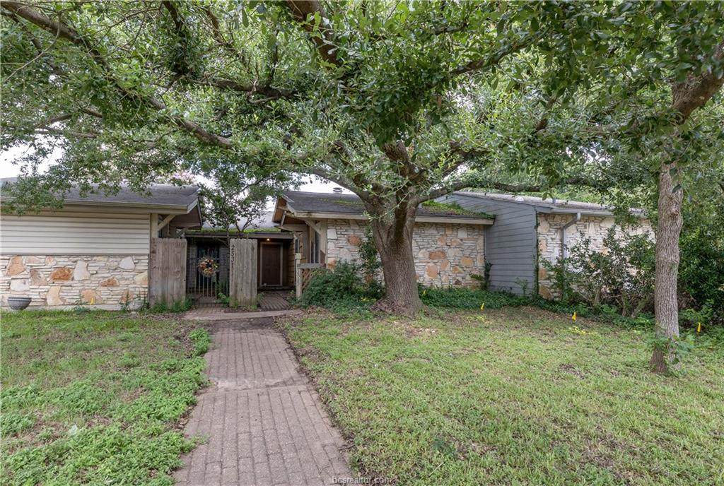 2533 Longmire Drive - Photo 1