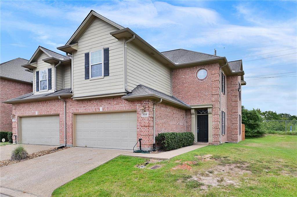 1425 Villa Maria - Photo 1