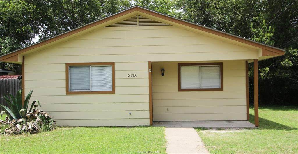 213 Richards Street - Photo 1